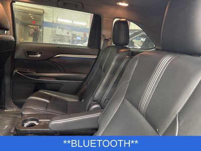 2017 Toyota Highlander SE