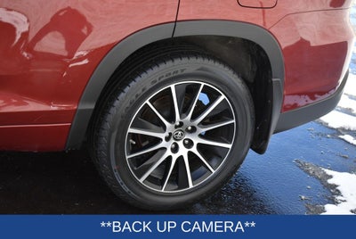 2017 Toyota Highlander SE