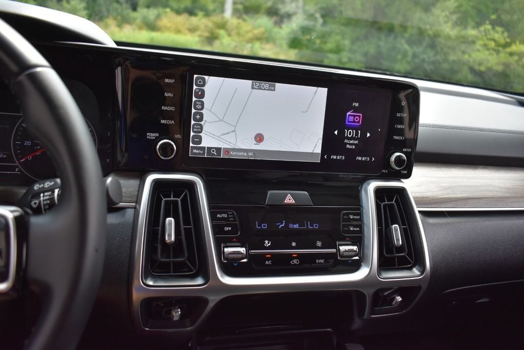 2022 Kia Sorento S