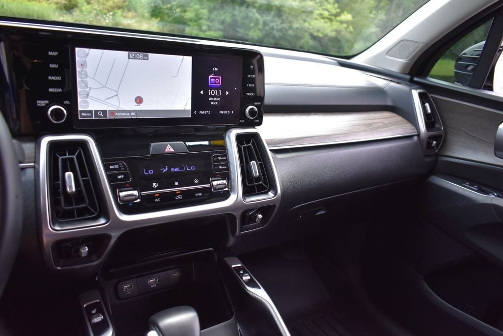 2022 Kia Sorento S