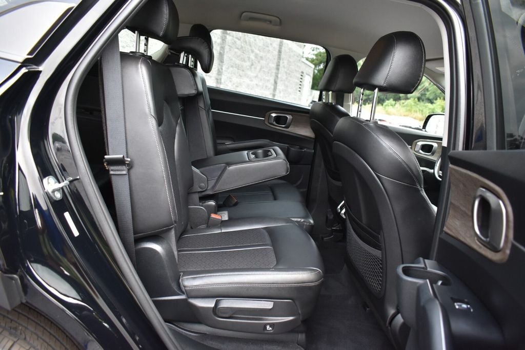 2022 Kia Sorento S