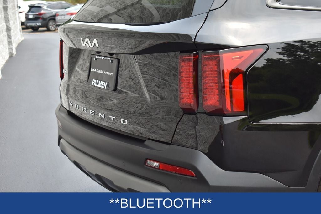 2022 Kia Sorento S