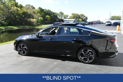 2025 Kia K5 GT-Line