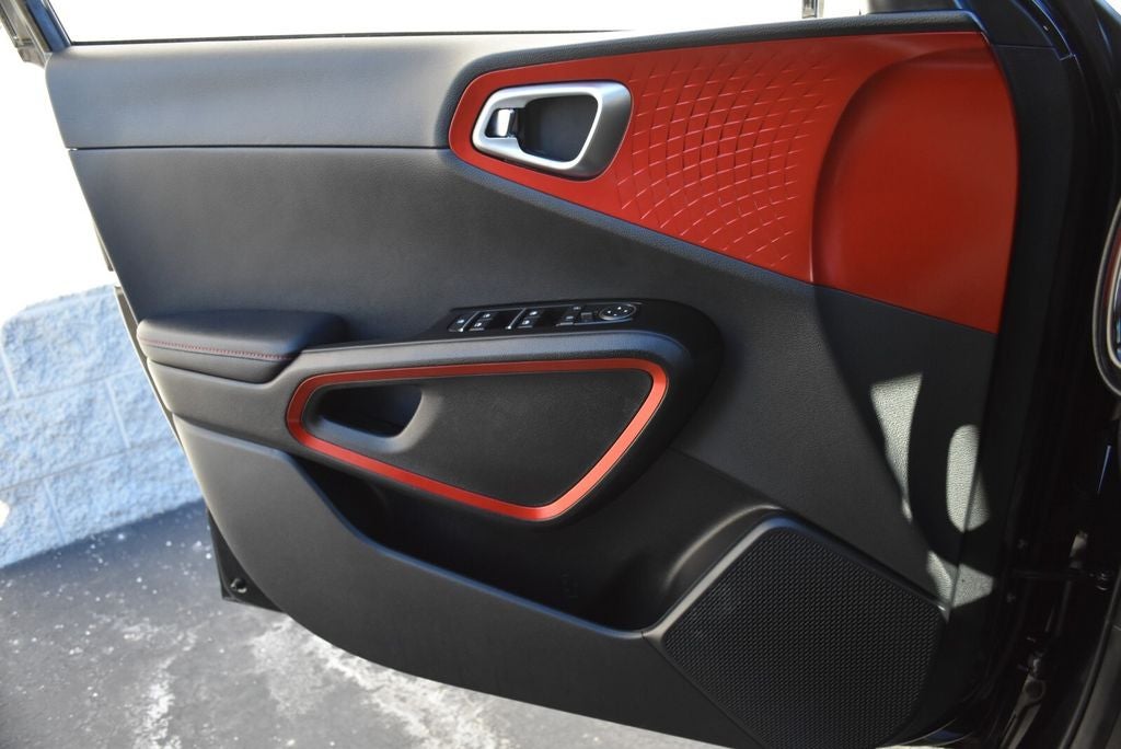 2025 Kia Soul GT-Line