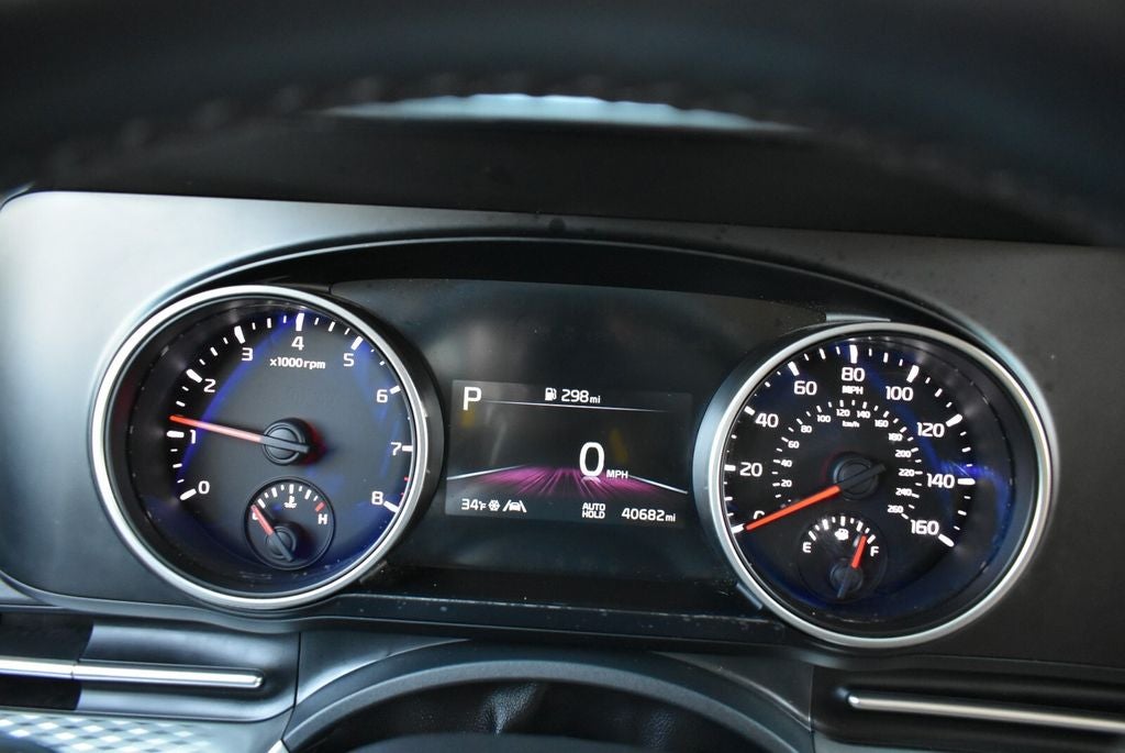 2024 Kia Carnival LX