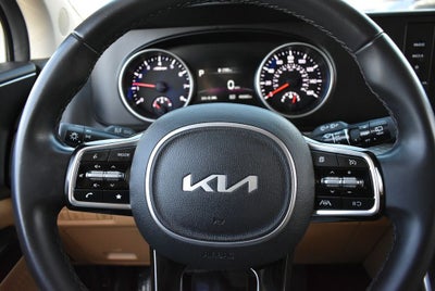 2024 Kia Carnival LX