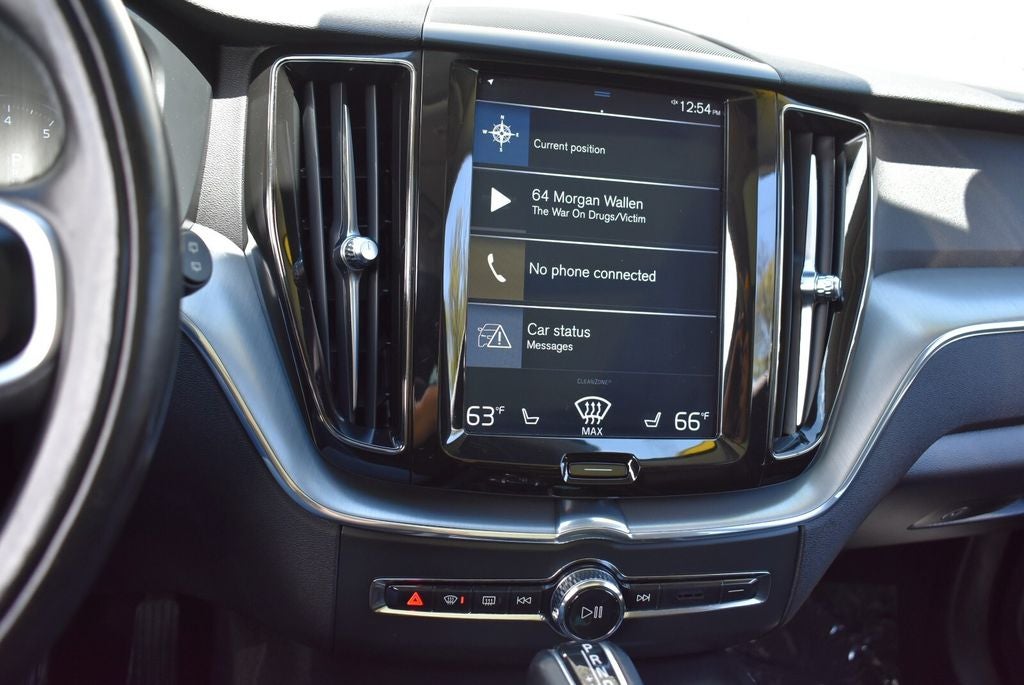 2018 Volvo XC60 T6 Momentum