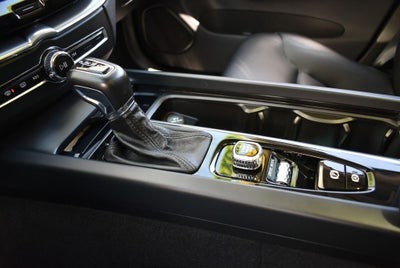 2018 Volvo XC60 T6 Momentum