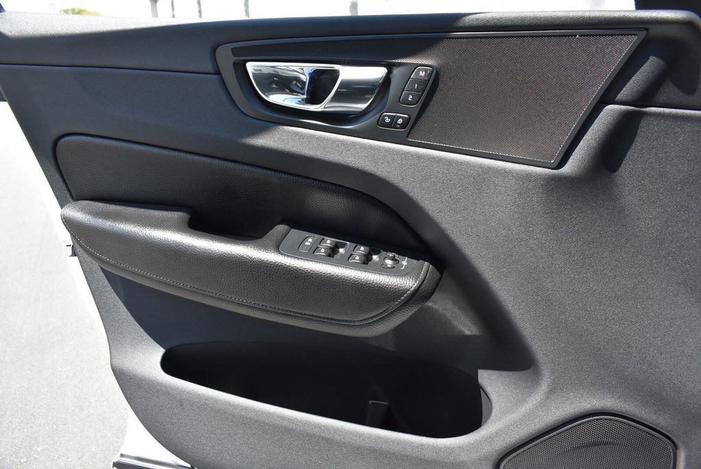 2018 Volvo XC60 T6 Momentum