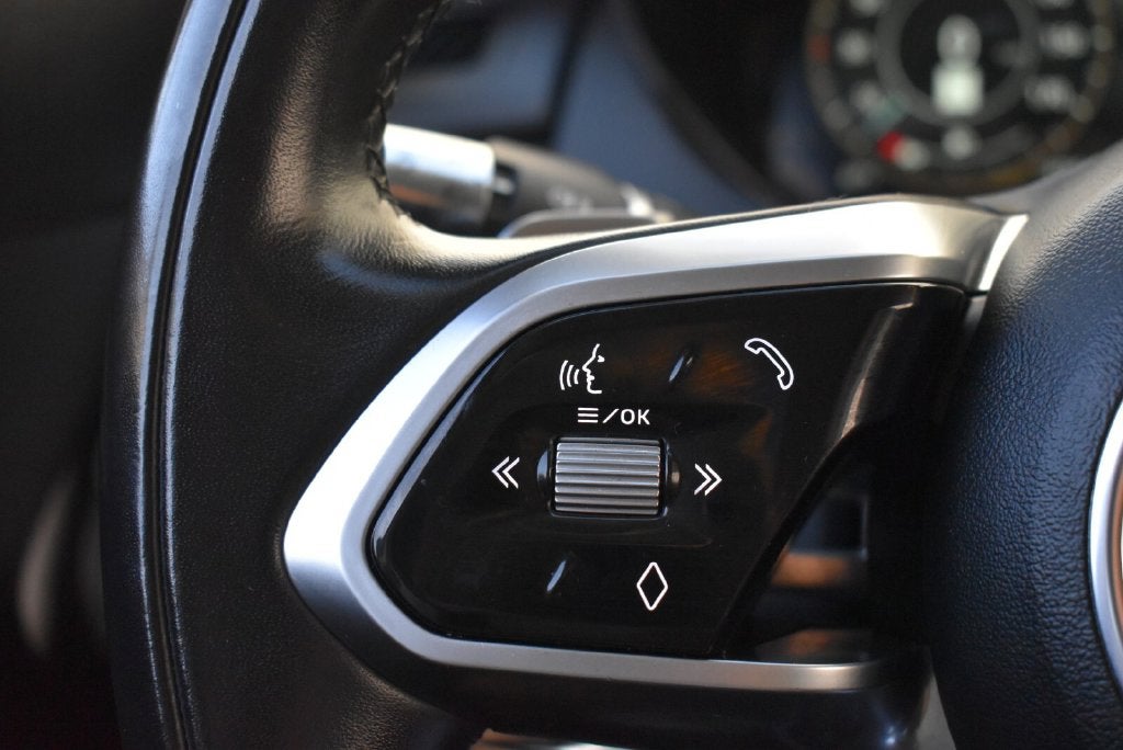 2022 Jaguar E-PACE P250 SE