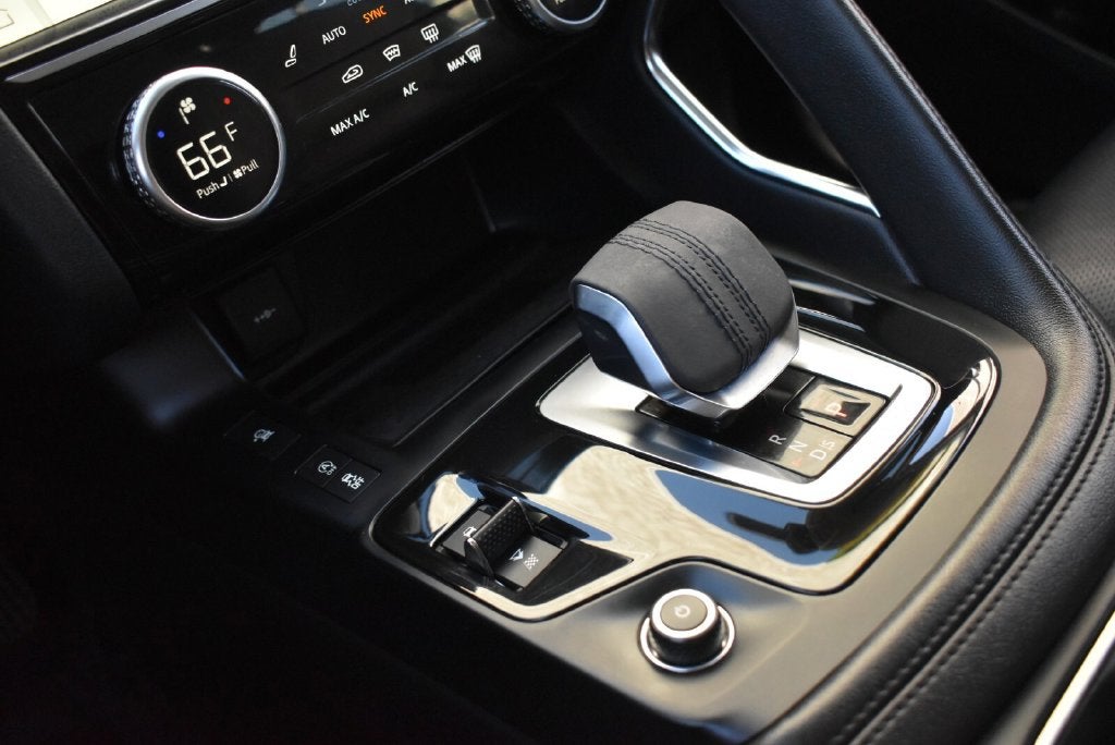 2022 Jaguar E-PACE P250 SE