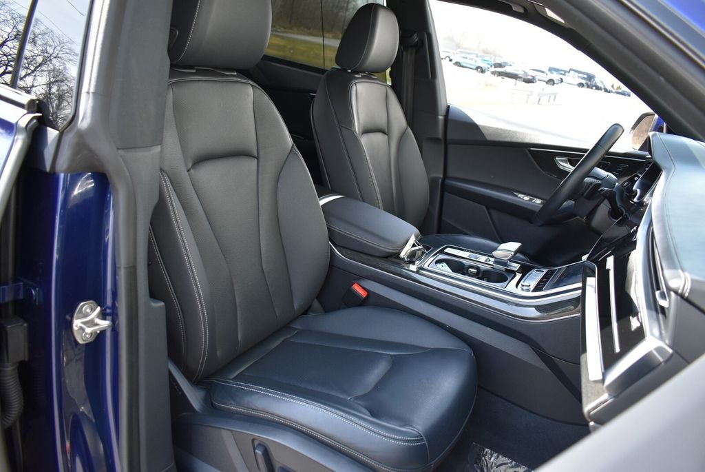 2021 Audi Q8 55 Prestige quattro