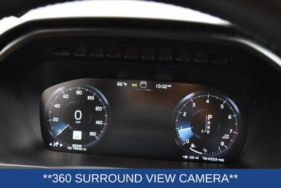 2022 Volvo XC90 T6 Momentum