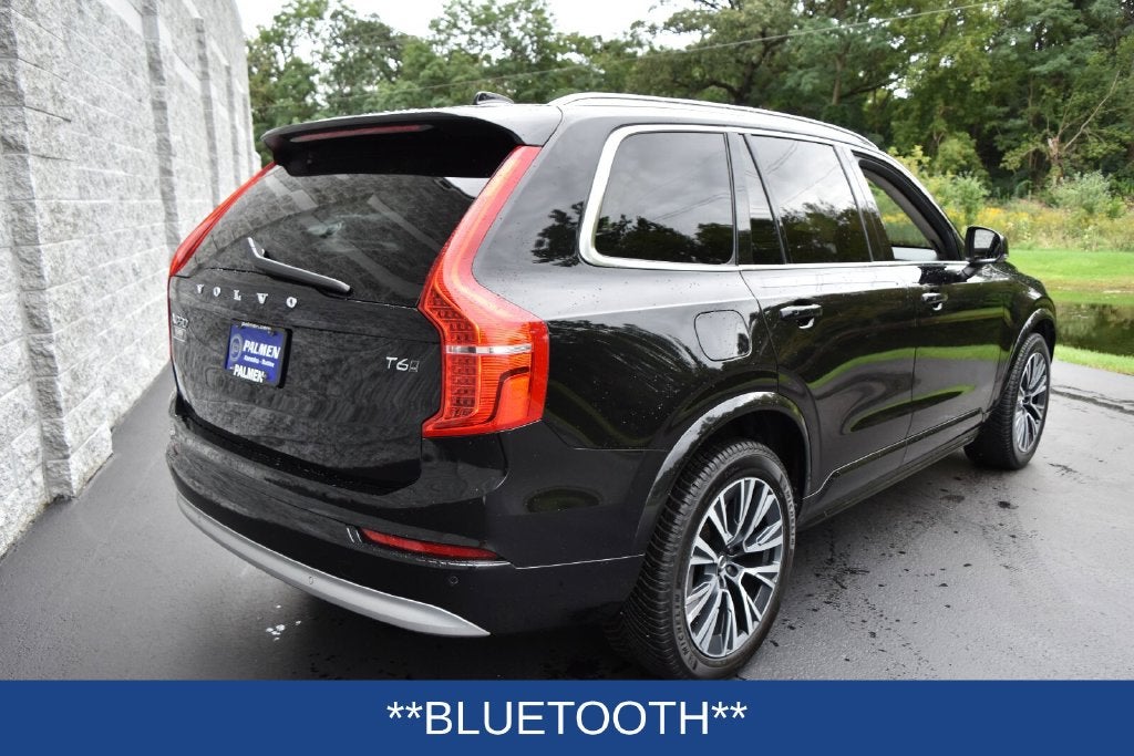 2022 Volvo XC90 T6 Momentum