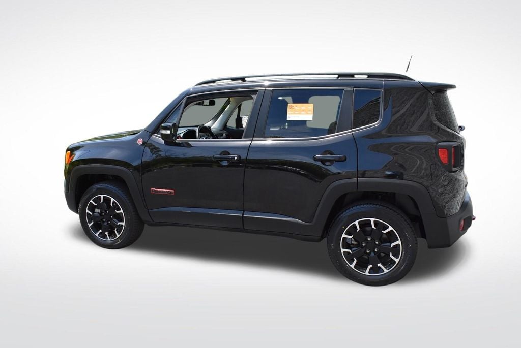 2023 Jeep Renegade Trailhawk