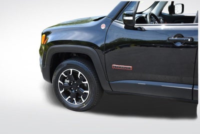 2023 Jeep Renegade Trailhawk