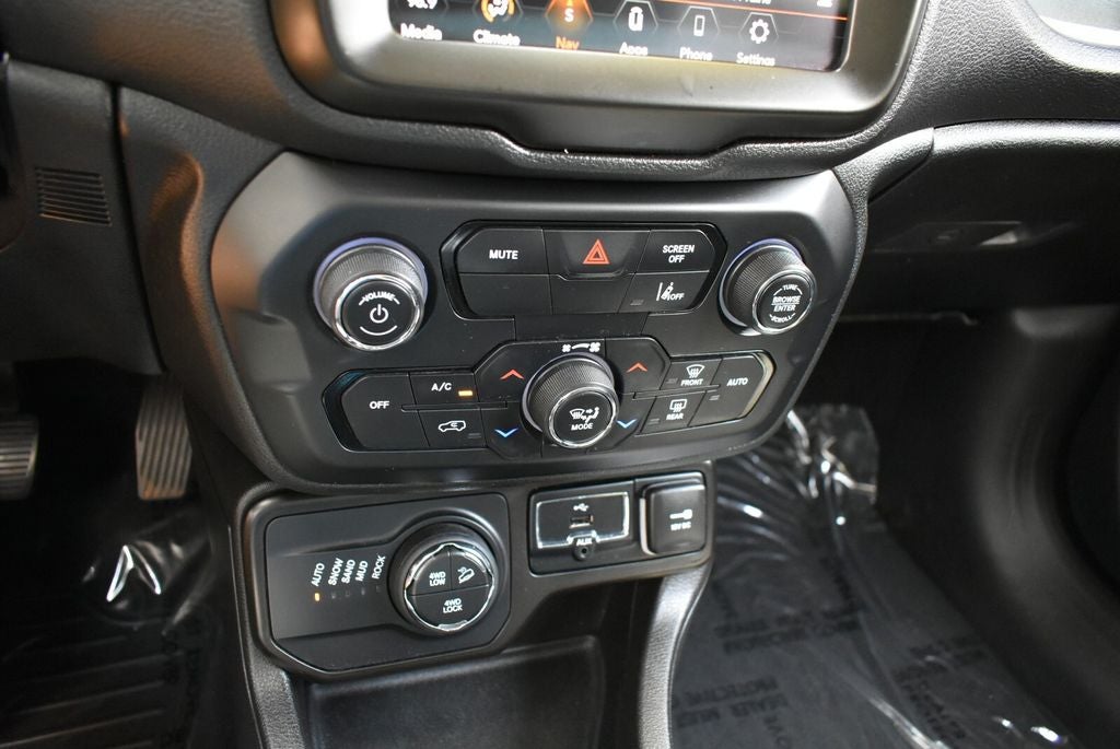 2023 Jeep Renegade Trailhawk