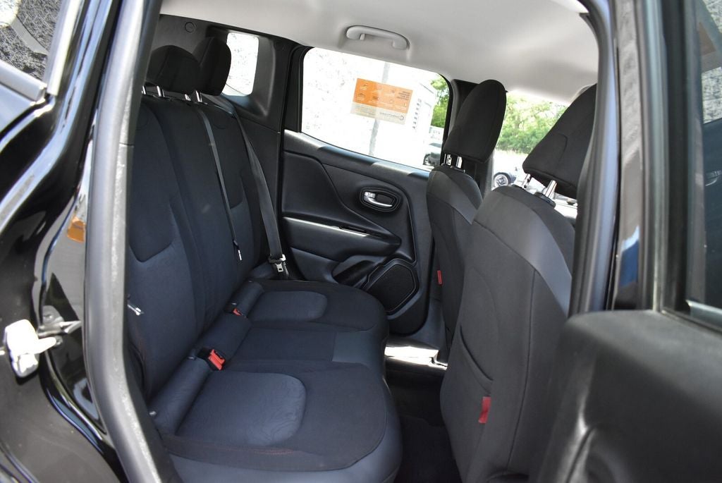 2023 Jeep Renegade Trailhawk