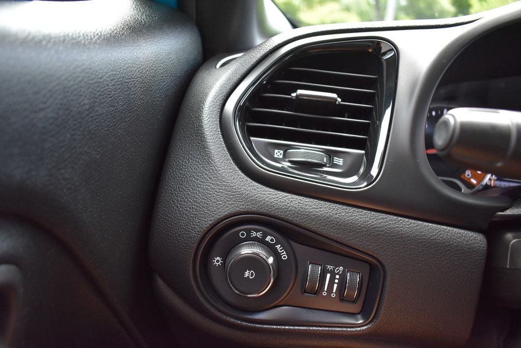 2022 Jeep Renegade Altitude