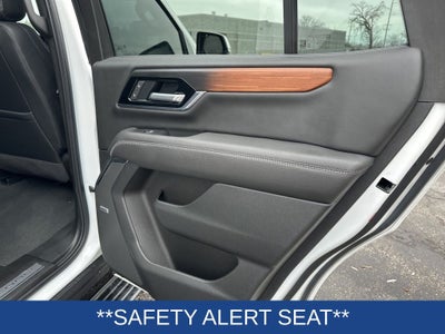 2025 GMC Yukon Denali 4WD