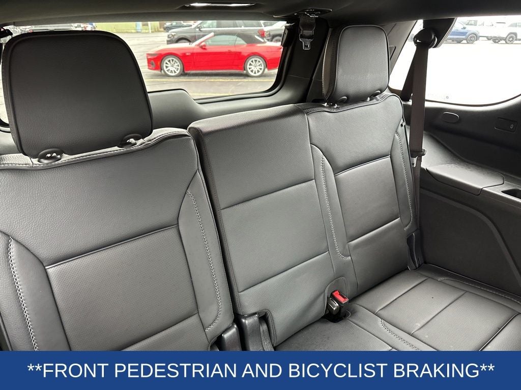 2025 GMC Yukon Denali 4WD