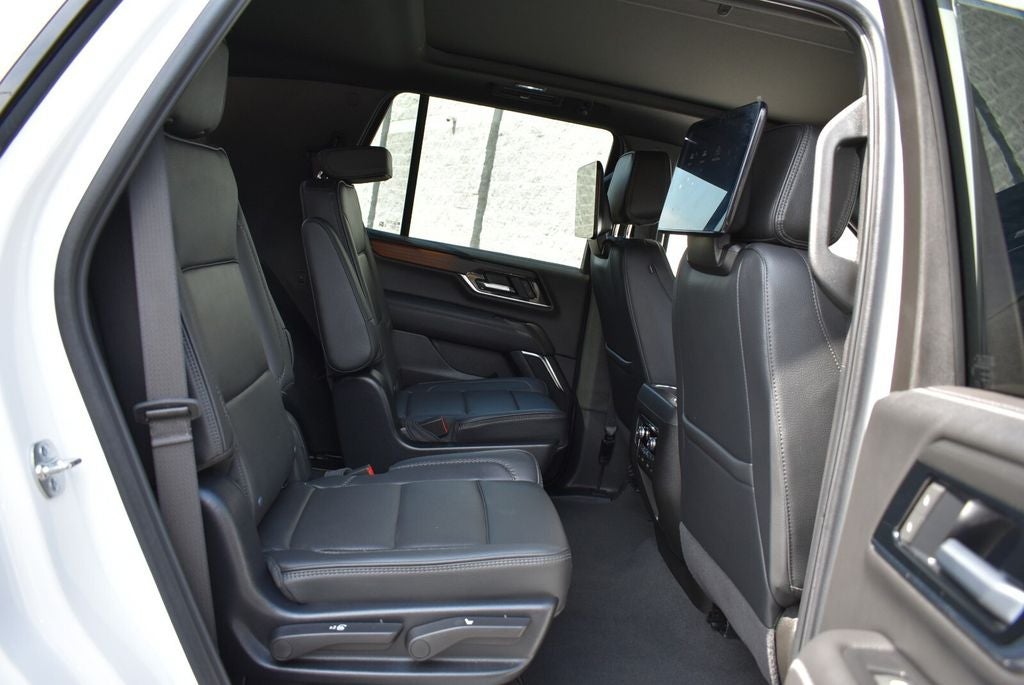 2025 GMC Yukon Denali 4WD