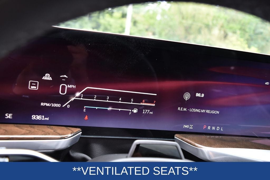 2025 Cadillac Escalade ESV Sport Platinum