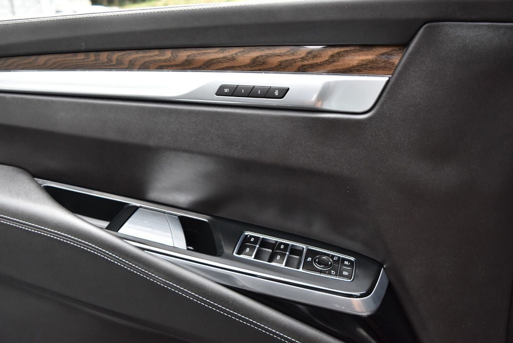 2025 Cadillac Escalade ESV Sport Platinum