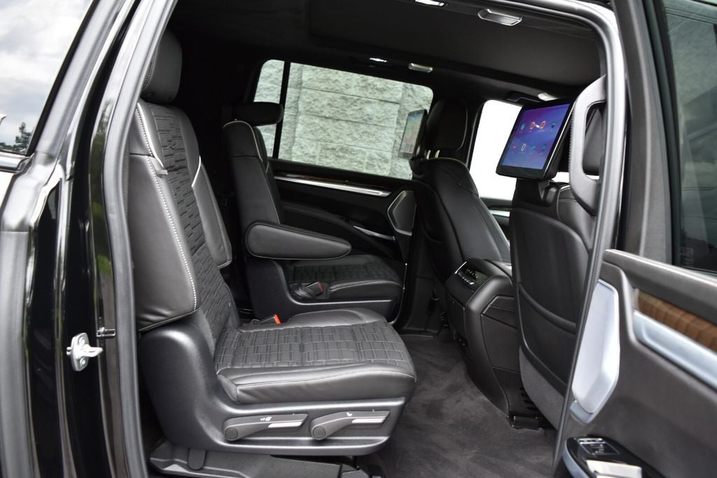 2025 Cadillac Escalade ESV Sport Platinum