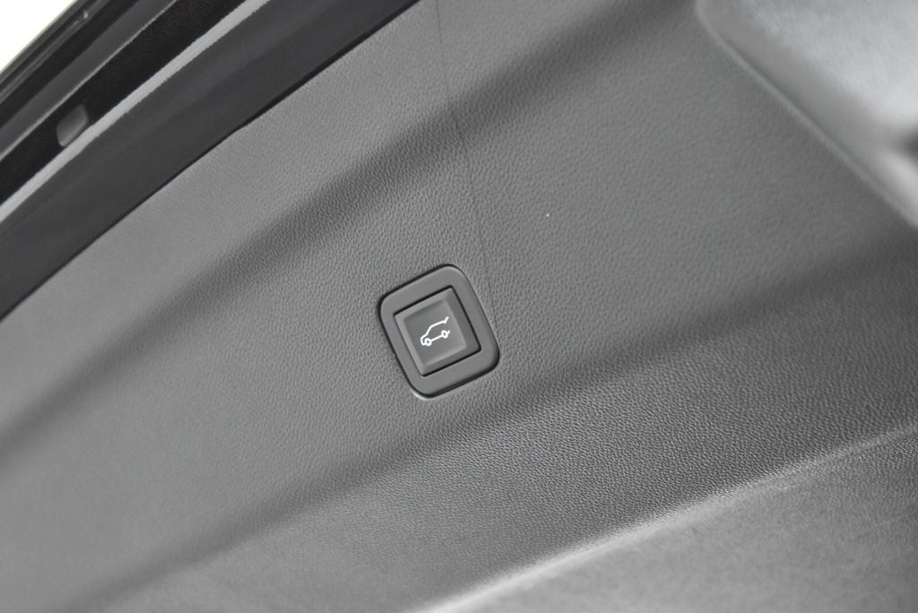 2025 Cadillac Escalade ESV Sport Platinum