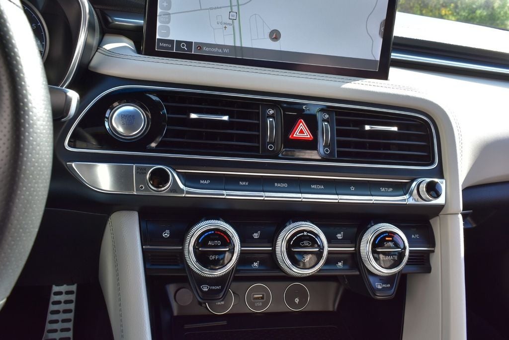 2023 Genesis G70 2.0T AWD