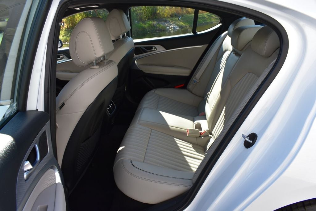 2023 Genesis G70 2.0T AWD