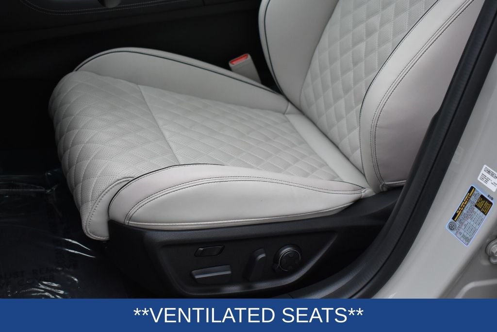 2025 Genesis G70 3.3T AWD Sport Advanced