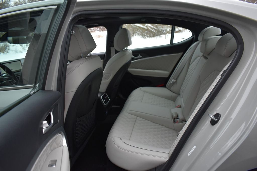 2025 Genesis G70 3.3T AWD Sport Advanced