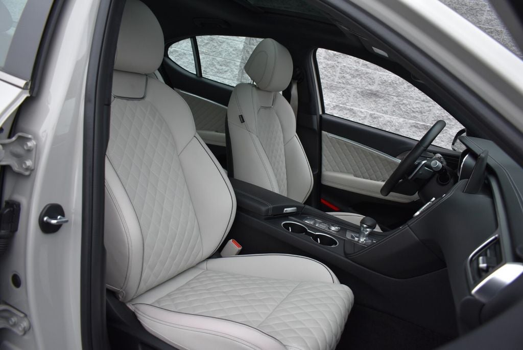 2025 Genesis G70 3.3T AWD Sport Advanced