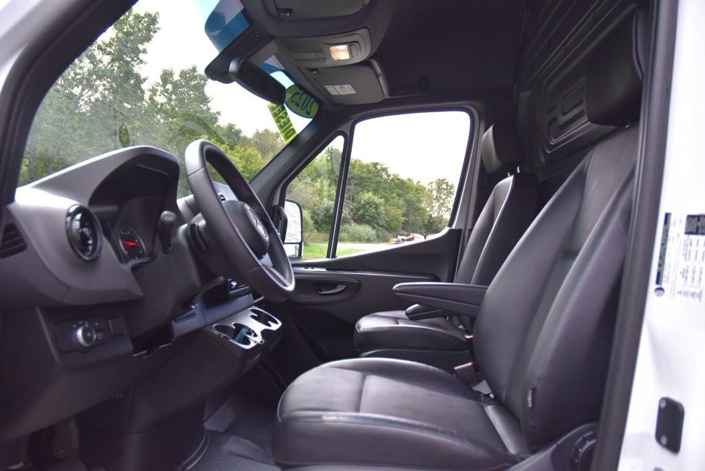 2025 Mercedes-Benz Sprinter 2500 High Roof 4-Cyl Diesel