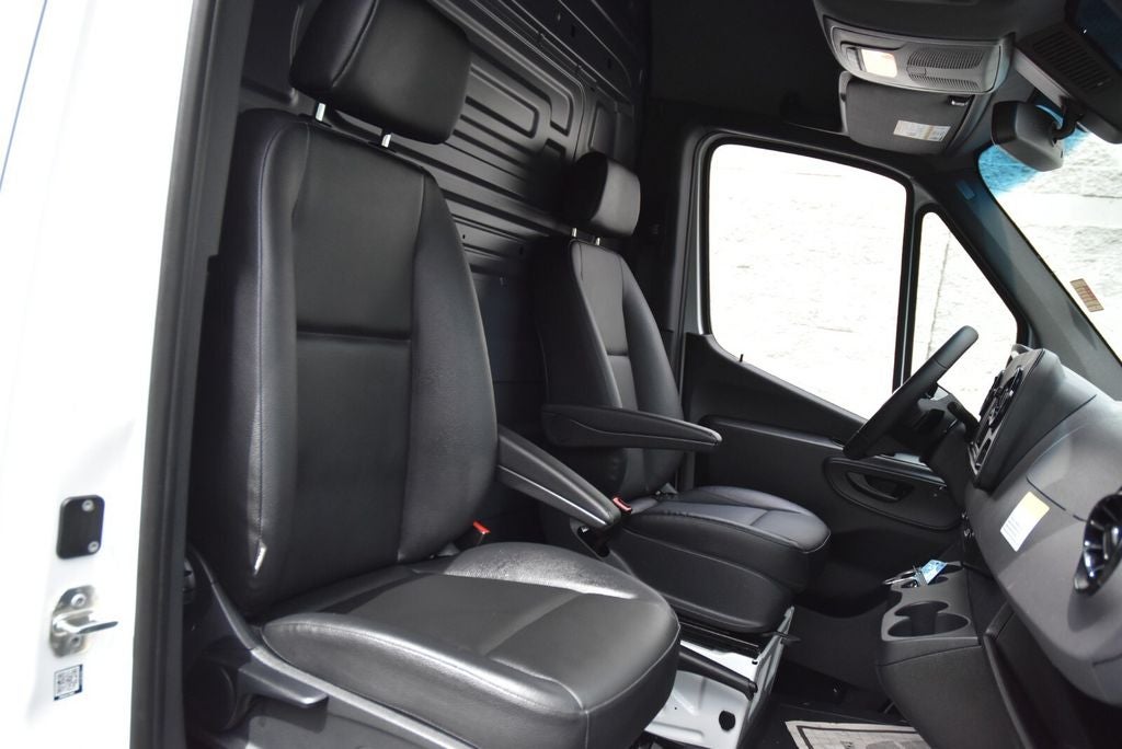 2025 Mercedes-Benz Sprinter 2500 High Roof 4-Cyl Diesel