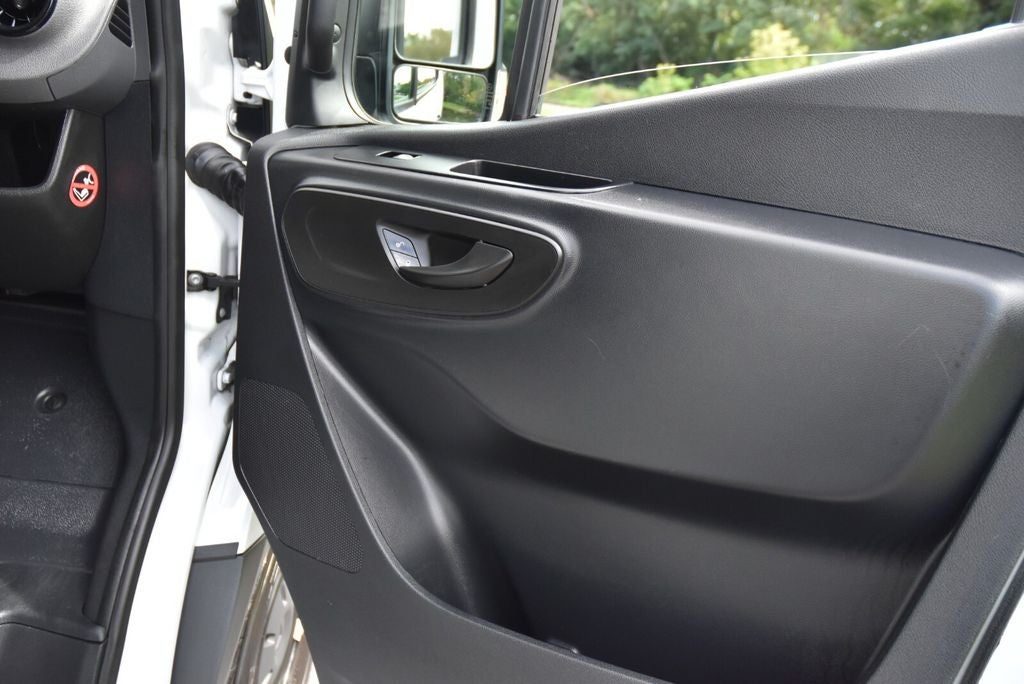 2025 Mercedes-Benz Sprinter 2500 High Roof 4-Cyl Diesel
