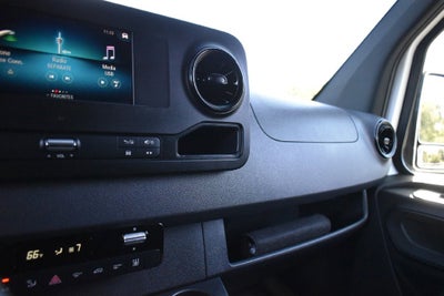 2024 Mercedes-Benz Sprinter 2500 Standard Roof 4-Cyl Diesel
