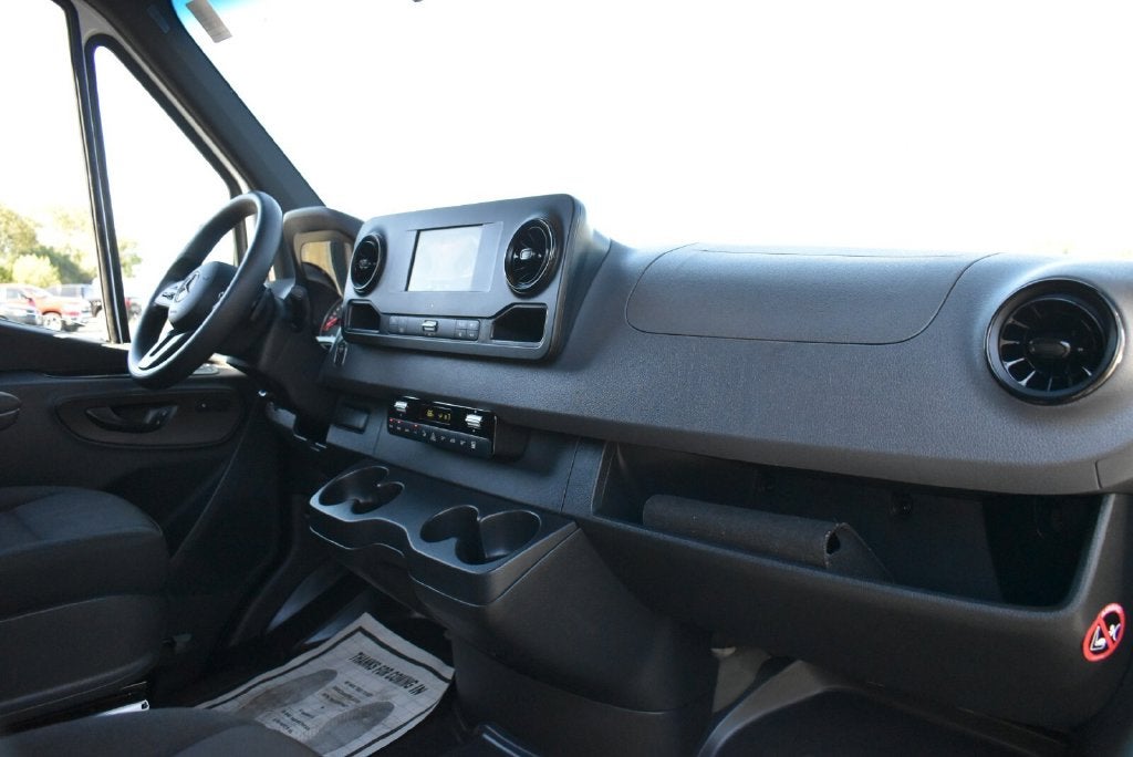 2024 Mercedes-Benz Sprinter 2500 Standard Roof 4-Cyl Diesel