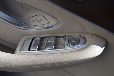 2018 Mercedes-Benz C 300 4MATIC®