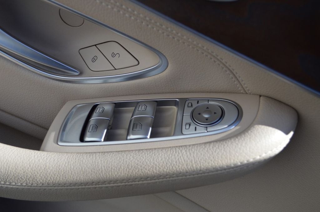 2018 Mercedes-Benz C 300 4MATIC®