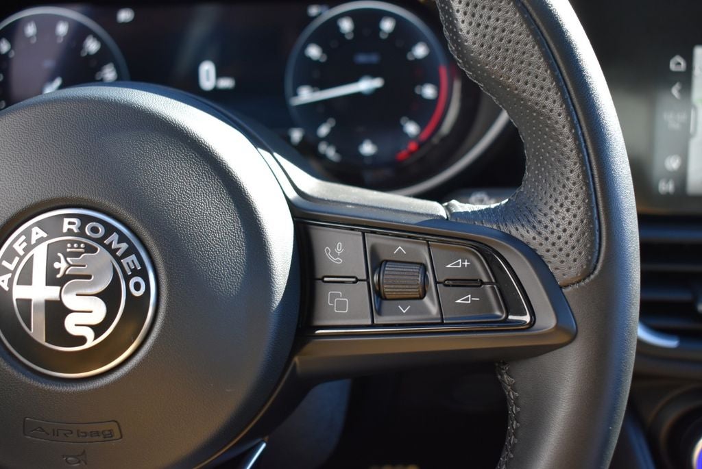 2024 Alfa Romeo Giulia Ti AWD