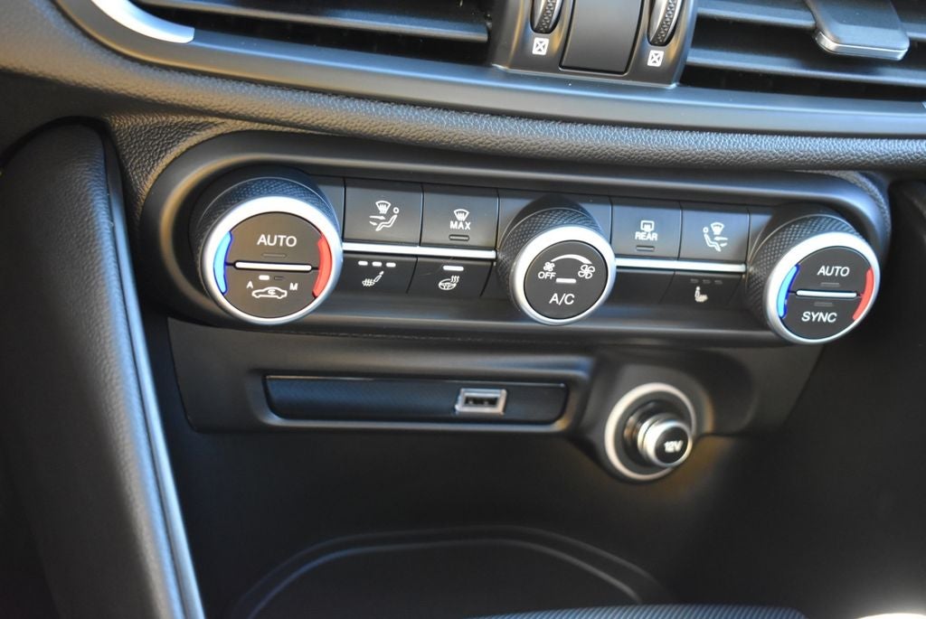 2024 Alfa Romeo Giulia Ti AWD