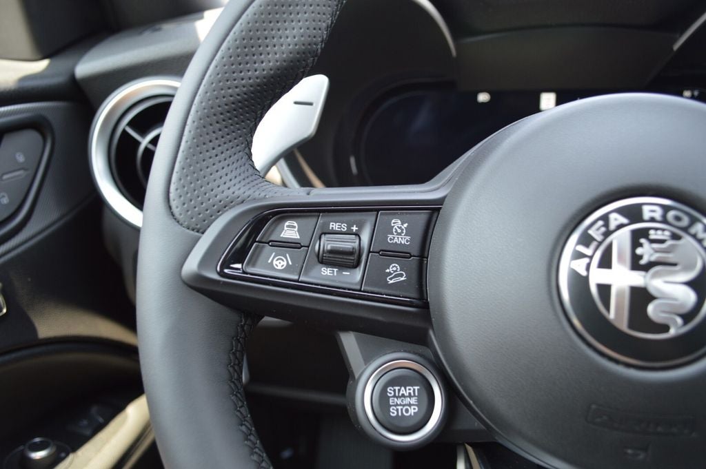 2025 Alfa Romeo Stelvio STELVIO AWD