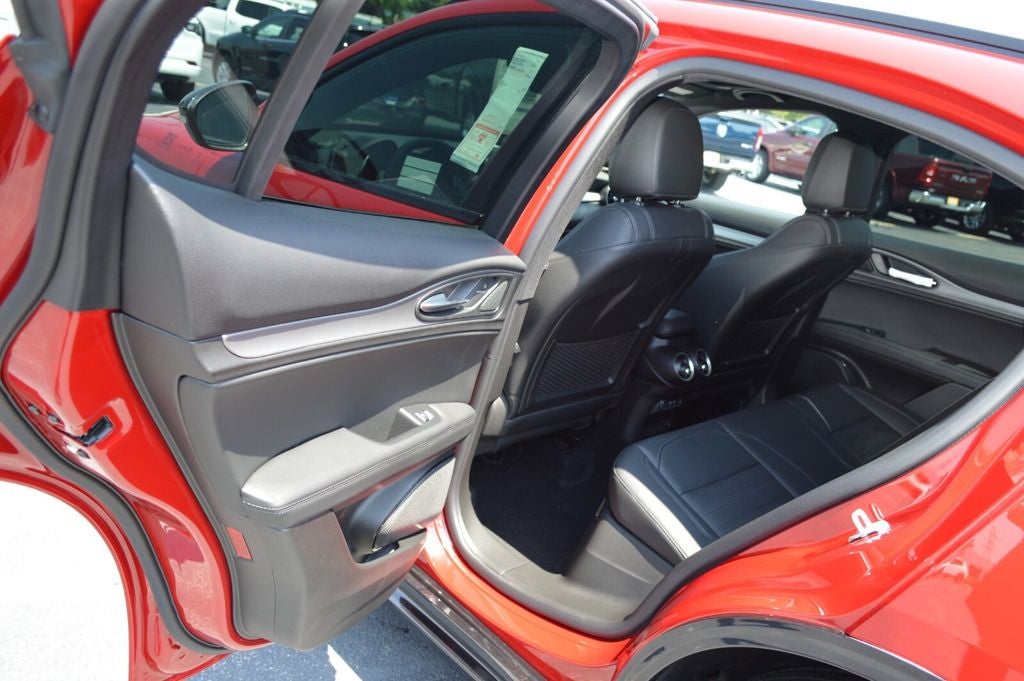 2025 Alfa Romeo Stelvio STELVIO AWD