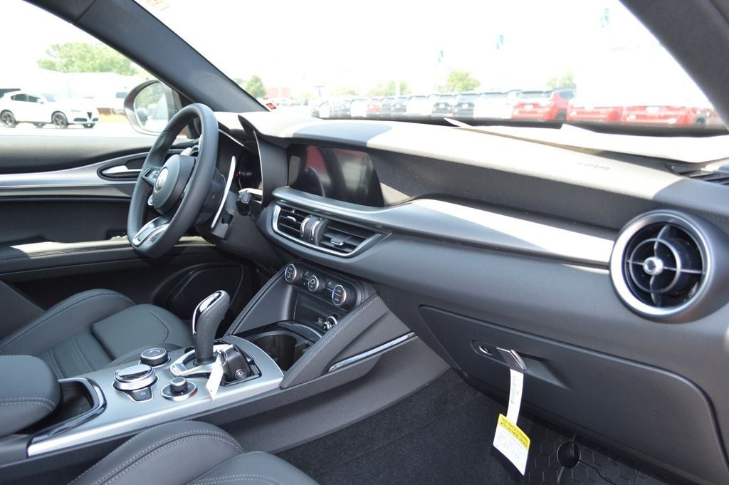 2025 Alfa Romeo Stelvio STELVIO AWD