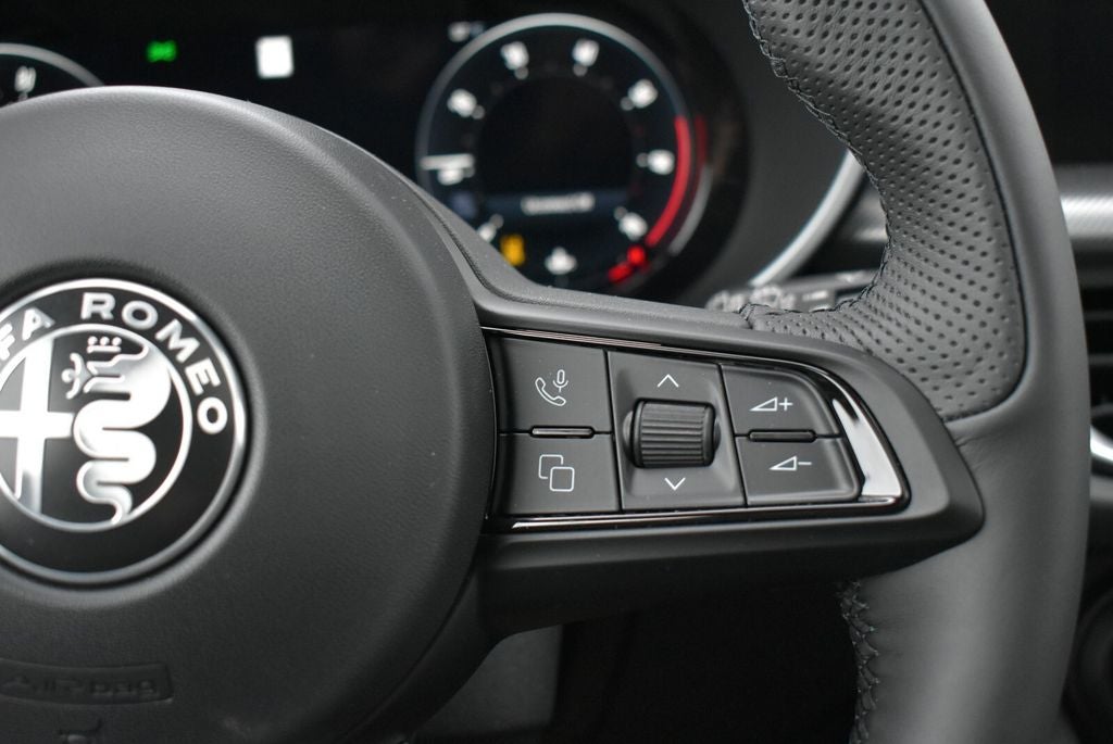 2026 Alfa Romeo Stelvio STELVIO AWD