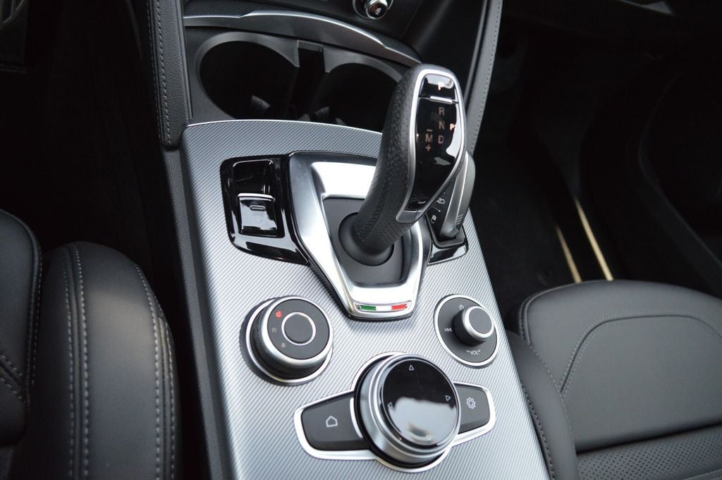 2025 Alfa Romeo Stelvio STELVIO AWD