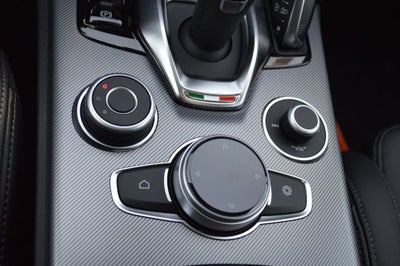 2025 Alfa Romeo Stelvio STELVIO AWD